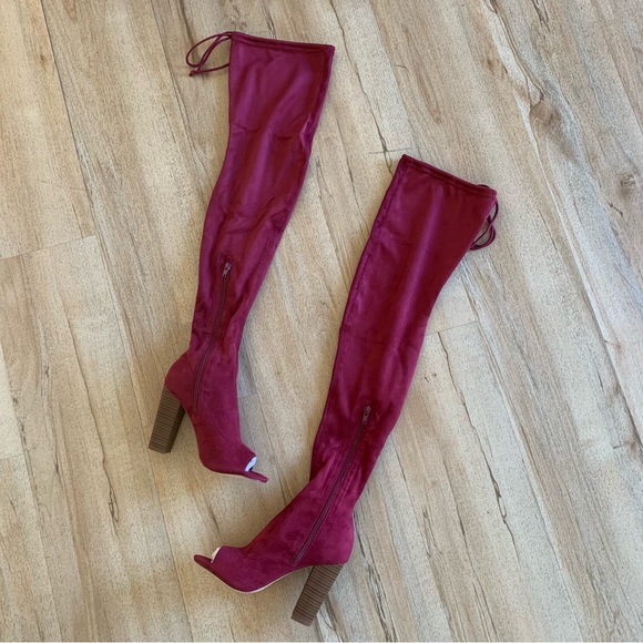 Olivia Jaymes Suede Block Heel Boots, Size 6 Wine - Picture 3 of 6